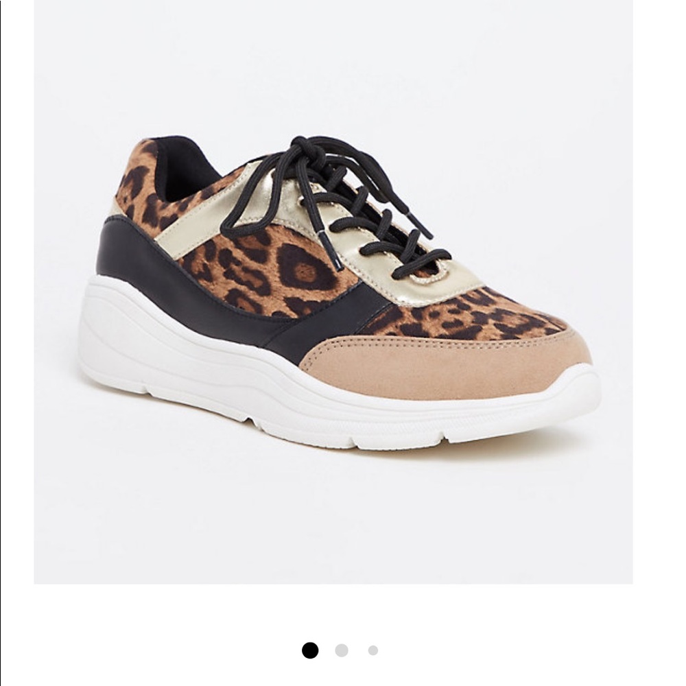 Leopard/Metallic Sneaker (WW)
